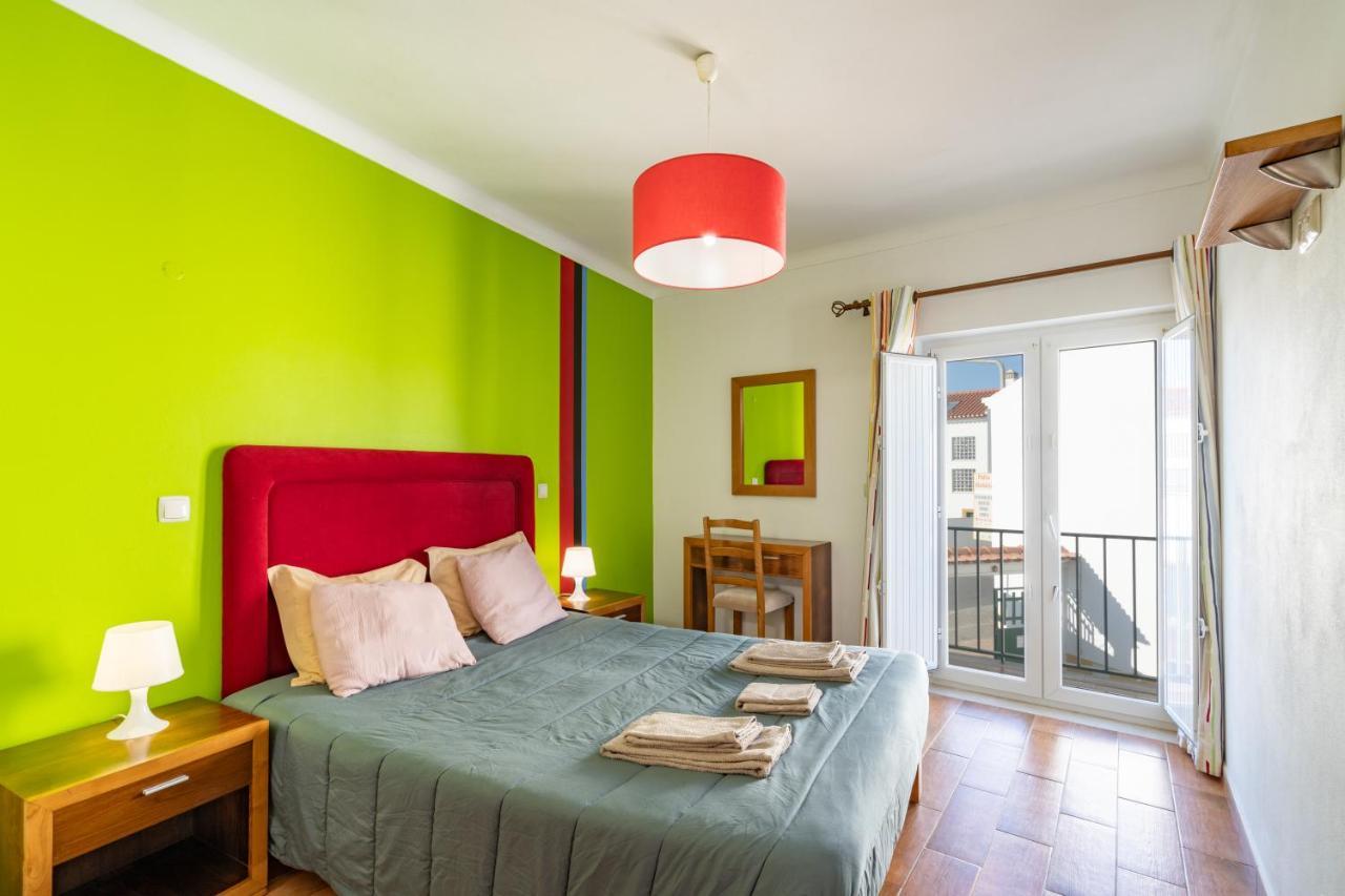 Apartamentos Patio Victoria By Umbral Вила Нова де Милфонтеш Екстериор снимка