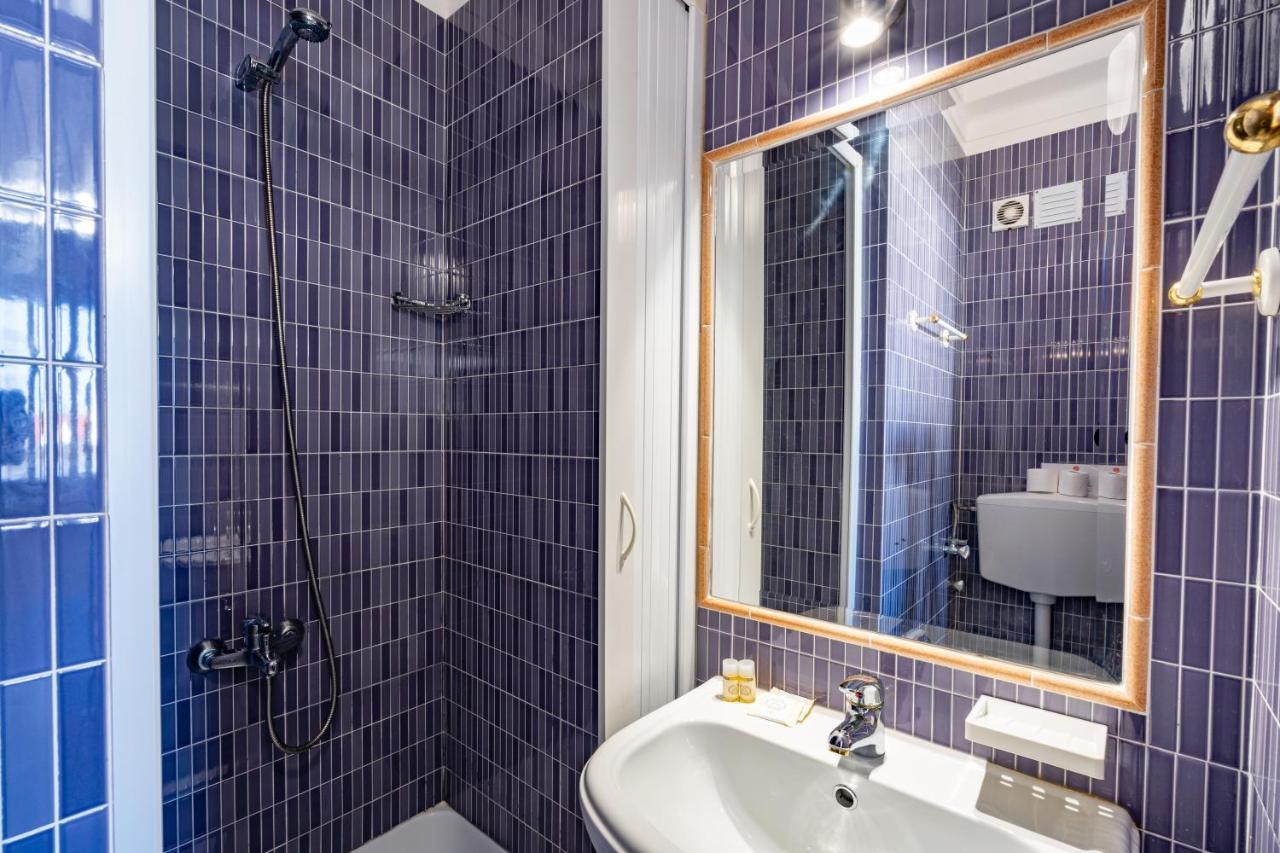 Apartamentos Patio Victoria By Umbral Вила Нова де Милфонтеш Екстериор снимка