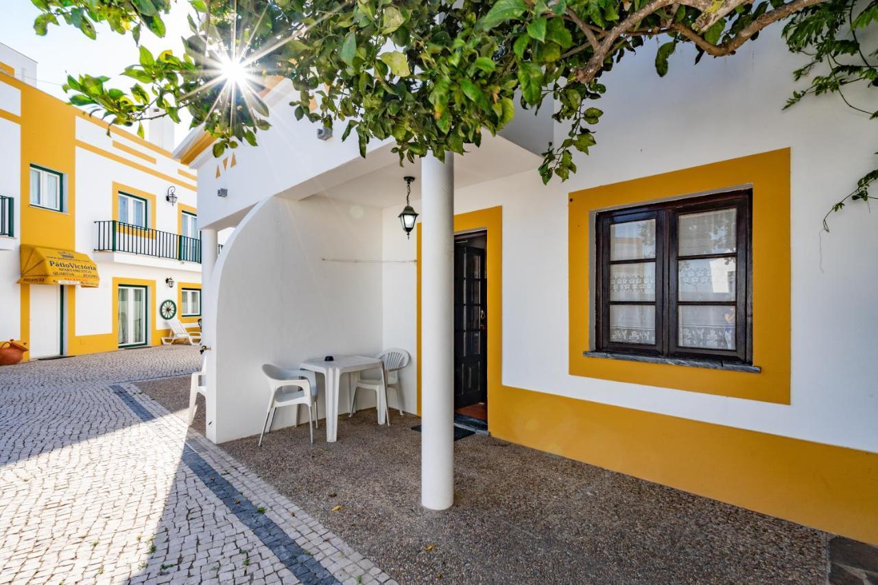 Apartamentos Patio Victoria By Umbral Вила Нова де Милфонтеш Екстериор снимка