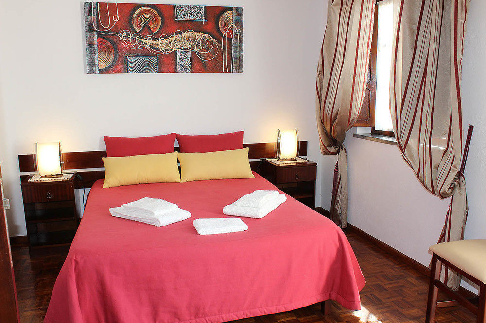 Apartamentos Patio Victoria By Umbral Вила Нова де Милфонтеш Екстериор снимка