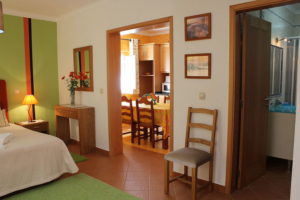 Apartamentos Patio Victoria By Umbral Вила Нова де Милфонтеш Екстериор снимка